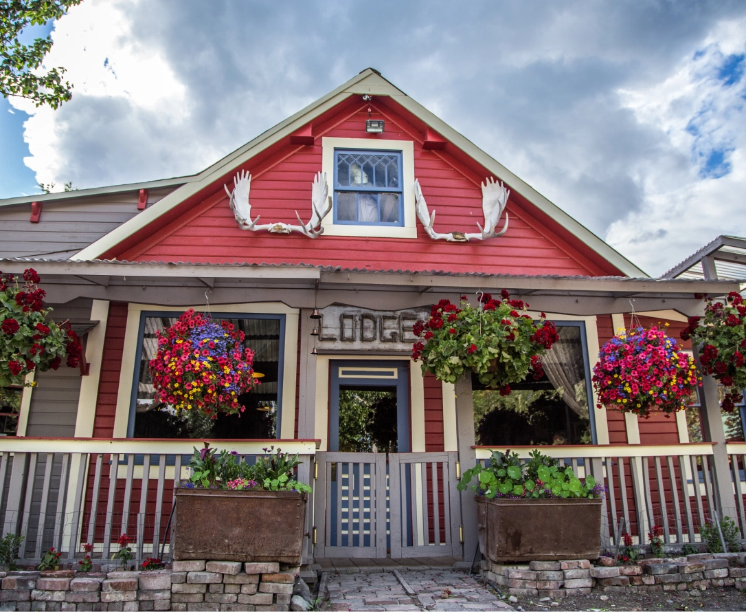 Lodge Dining